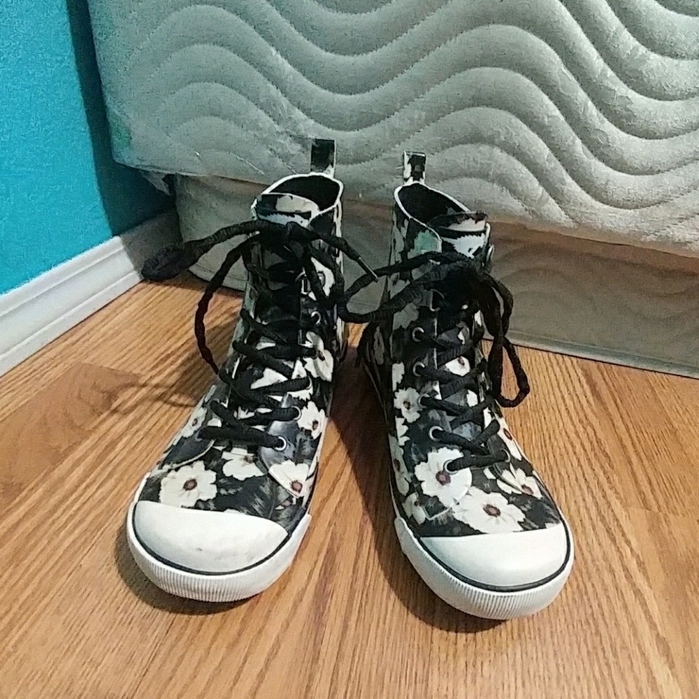 Rain boots