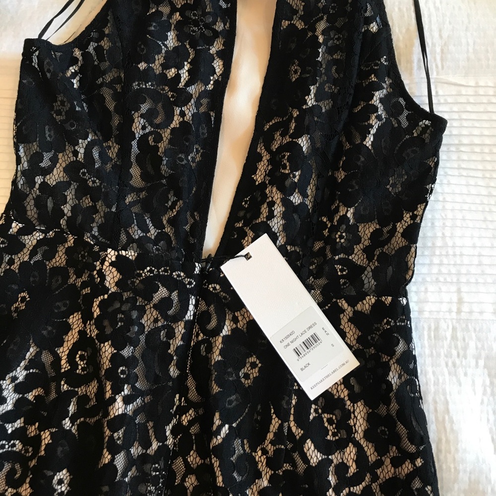 BRAND NEW KEEPSAKE SHEATH LACE DRESS SIZE SMALL - Picture 8 of 8