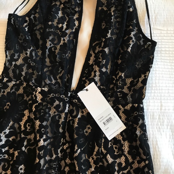 BRAND NEW KEEPSAKE SHEATH LACE DRESS SIZE SMALL - Picture 8 of 8