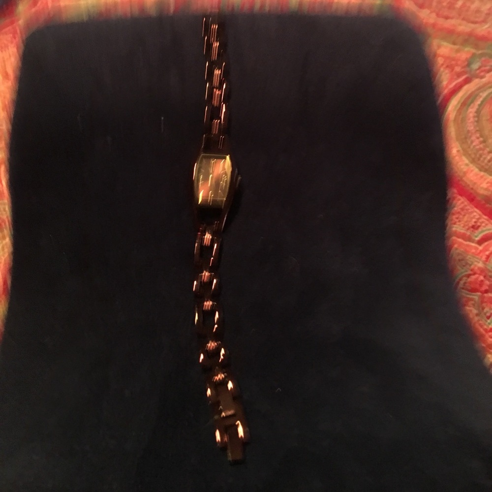 Women’s watch-bronze color
