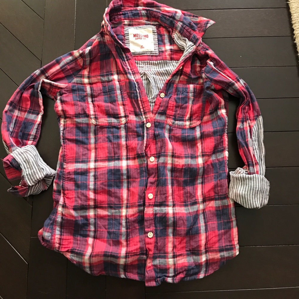 Mossimo brand pink and plaid shirt.  Size S