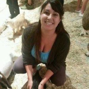Meet your Posher, Danielle