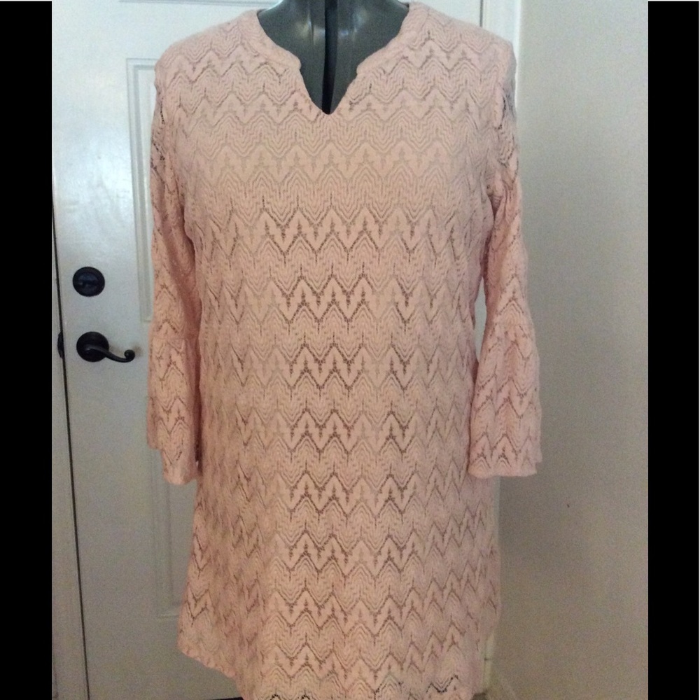 Light mauve lace dress.