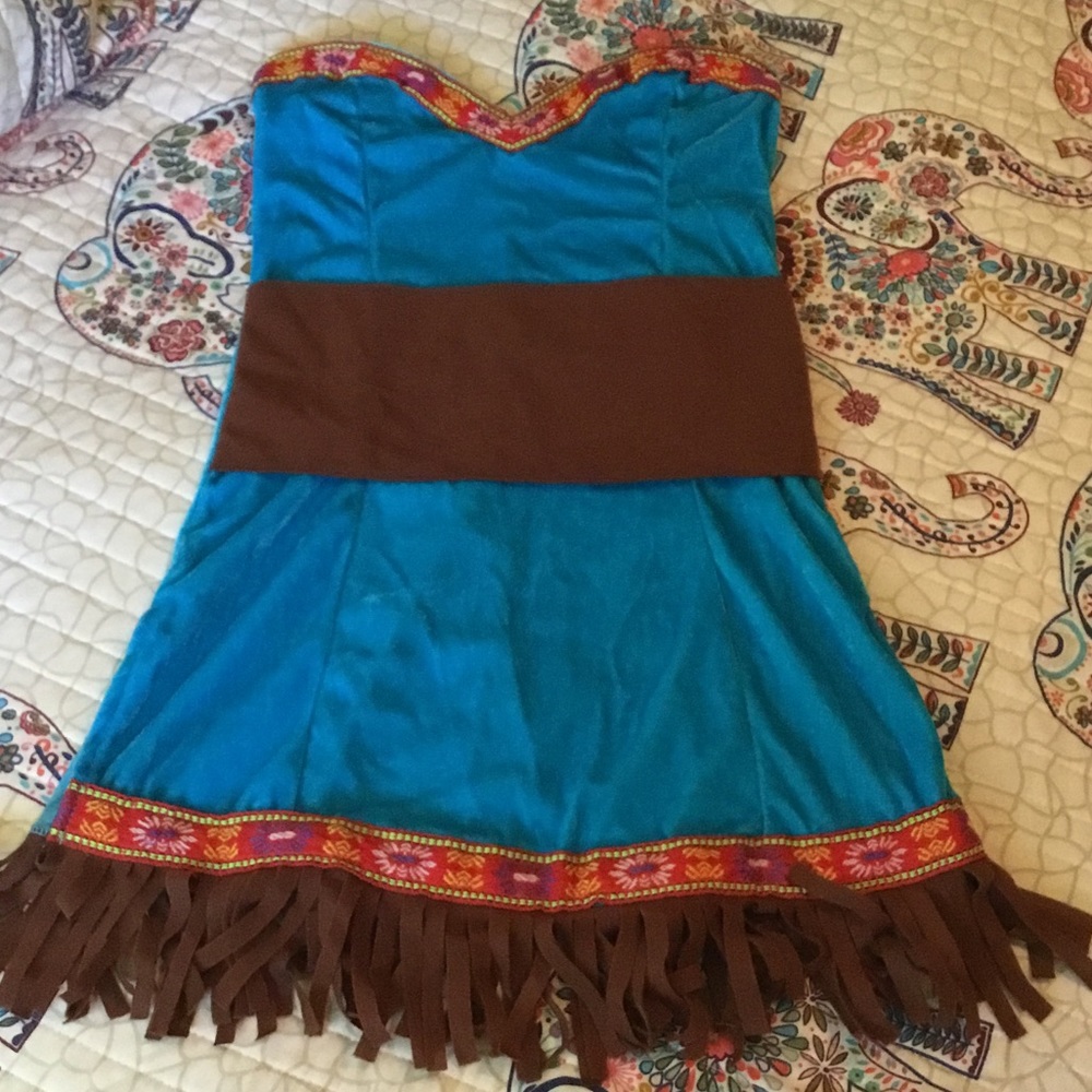 Pocahontas costume.