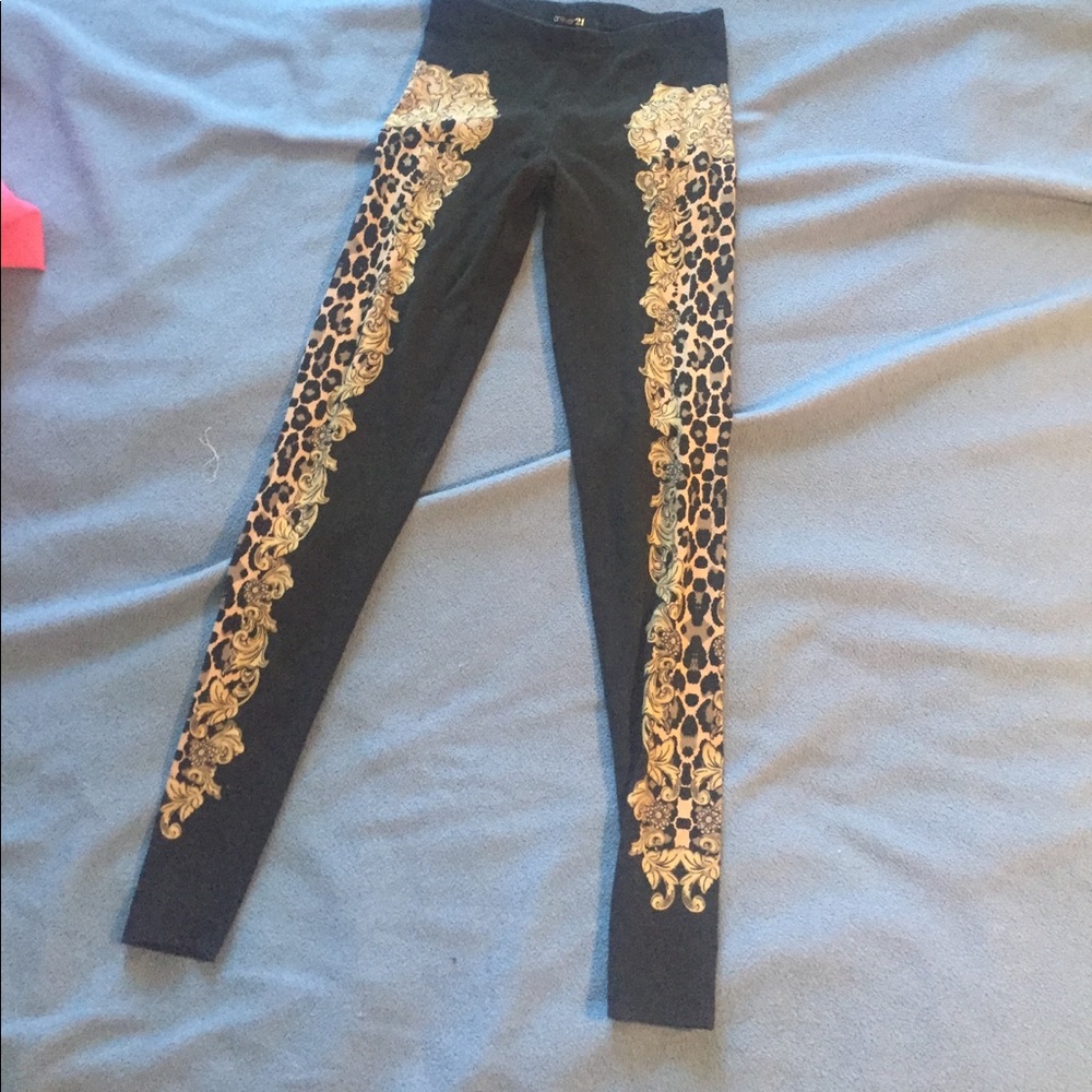 Leopard print with black and gold leggings