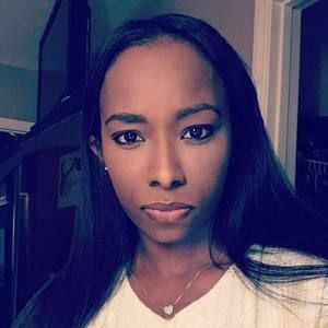 Meet your Posher, De'brittney