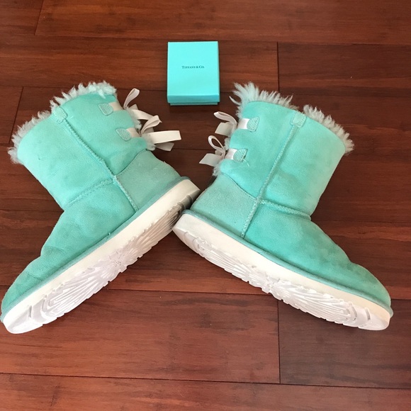 tiffany blue uggs with bows