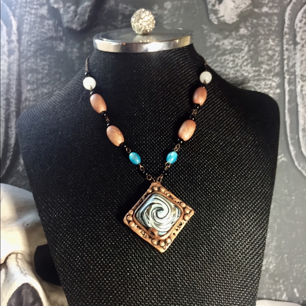 Boho swirl necklace