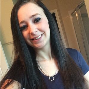 Meet your Posher, Sasha