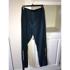 Men's lululemon casual/workout pants