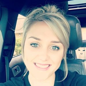 Meet your Posher, Erica