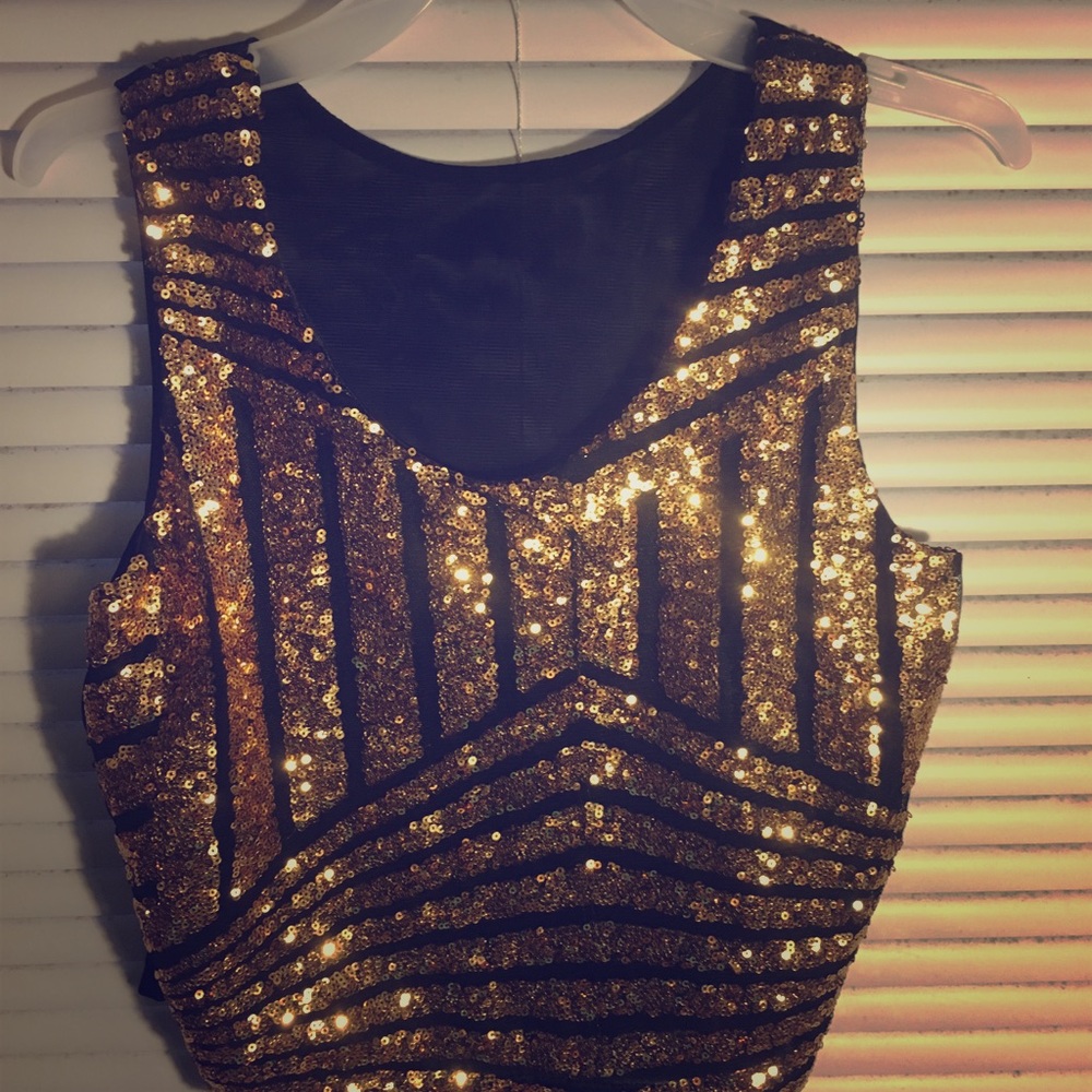 Dance crop top, gold