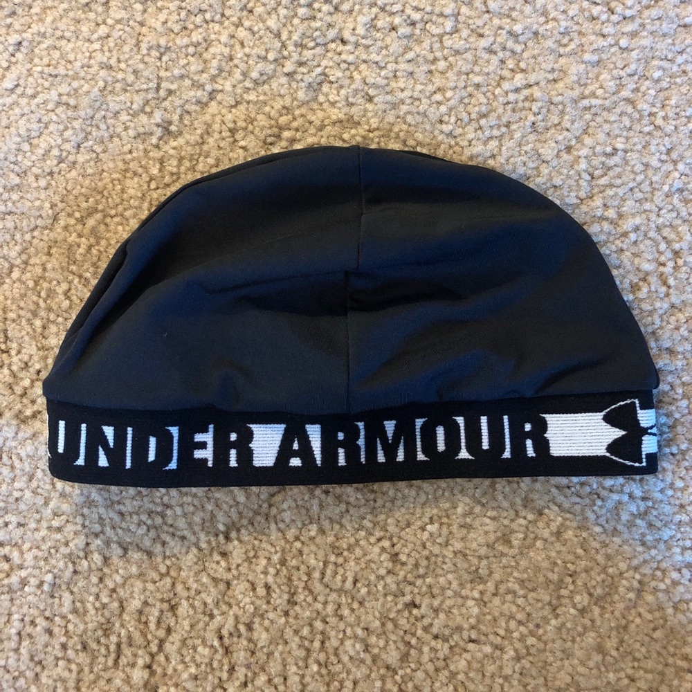 Under armor skull cap youth