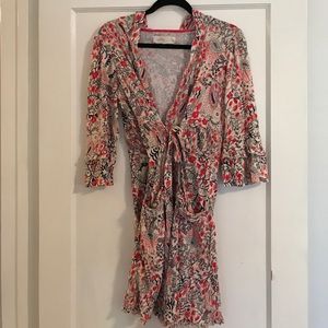Short printed robe