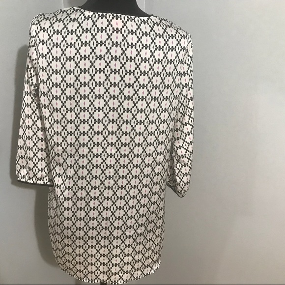 Democracy 3/4 Length Sleeve Blouse - Picture 4 of 6