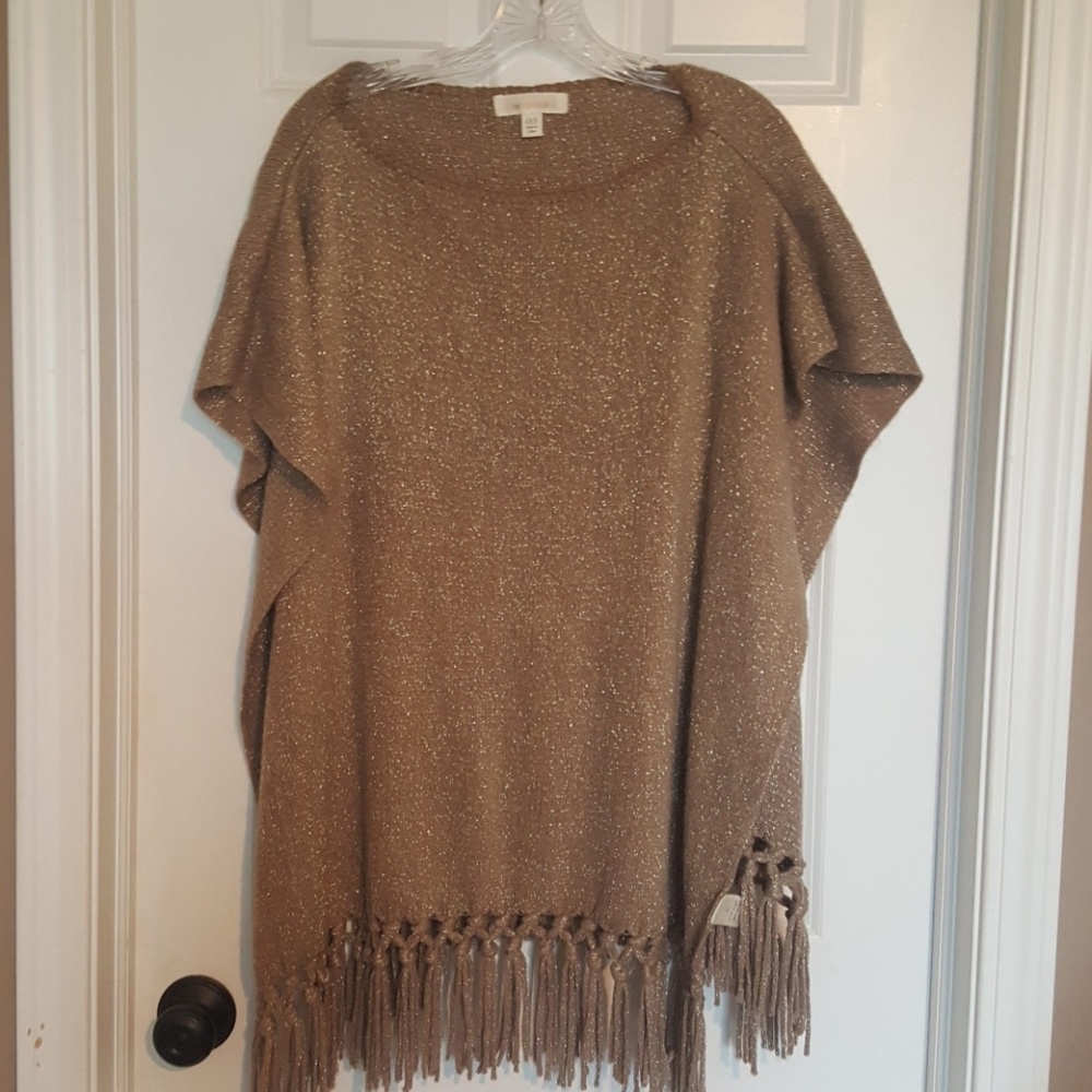 Pull over shawl