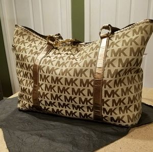 ❤Michael Kors Tote❤