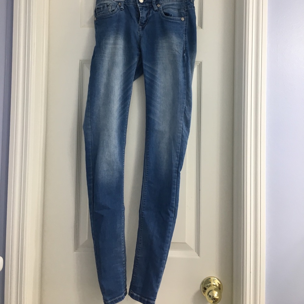 Women skinny blue jeans, size 0