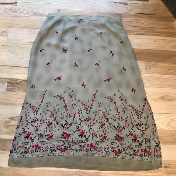 First Issue Liz Claiborne Skirt - Picture 1 of 1
