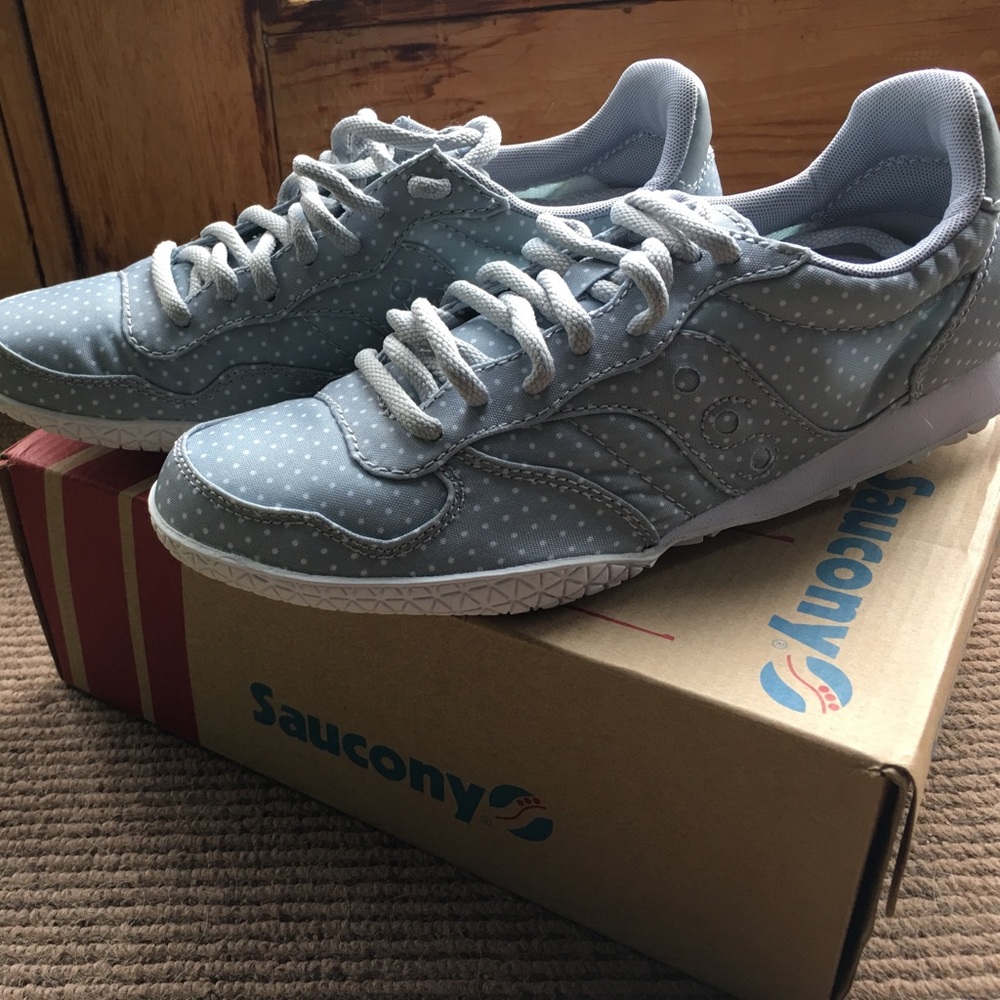 Saucony fashion sneaks