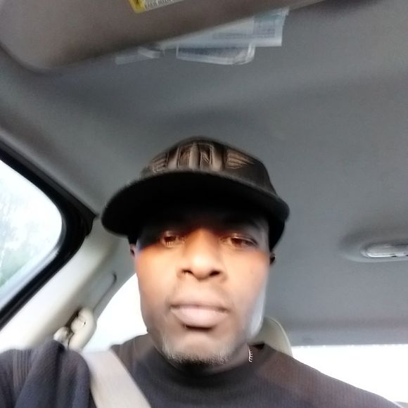 Meet your Posher, Lee - Picture 1 of 1