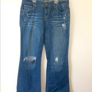 American Eagle distressed jeans