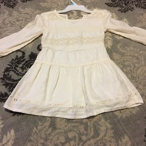 Girl’s dress