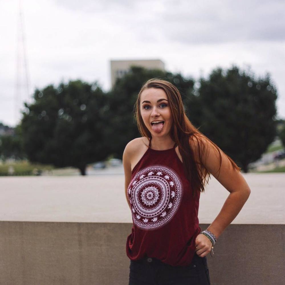 Meet your Posher, Tess