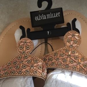 NEVER WORN Rose gold flip flops