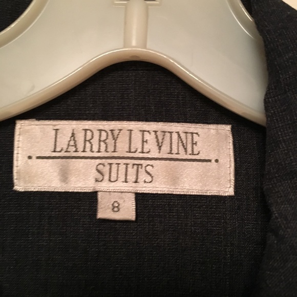 🎾Larry Levine Navy Pant Suit - Picture 3 of 6