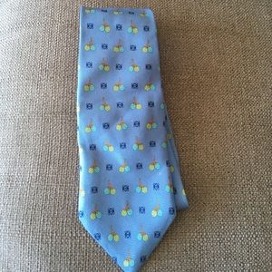 Loewe tie