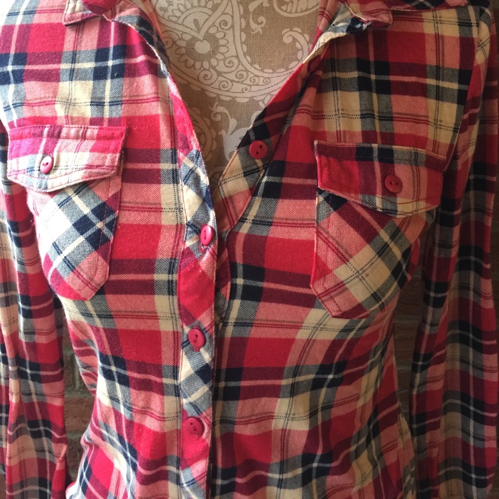 Flannel - Picture 2 of 4