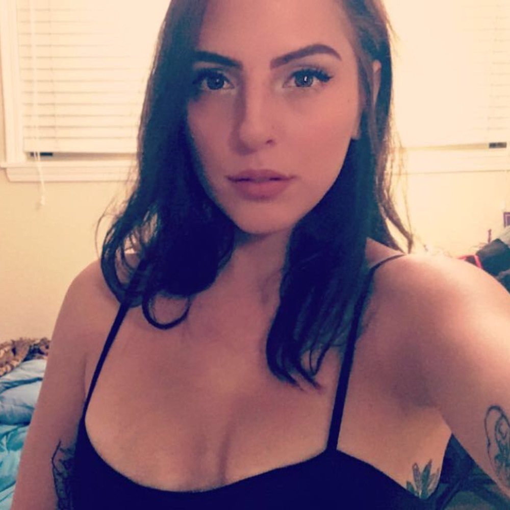 Meet your Posher, Jenna