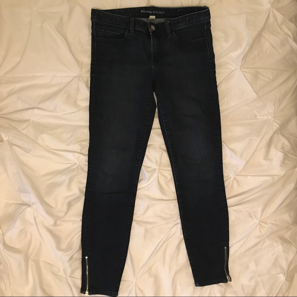 Zip Ankle Skinny Jeans