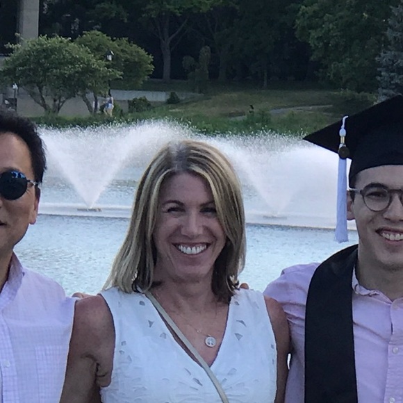 Meet your Posher, Karen - Picture 1 of 1