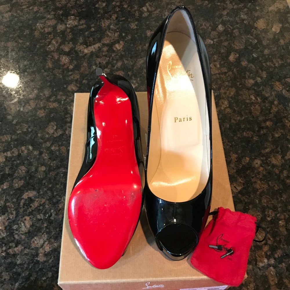 Christian Louboutin Peep Toe Heels like new