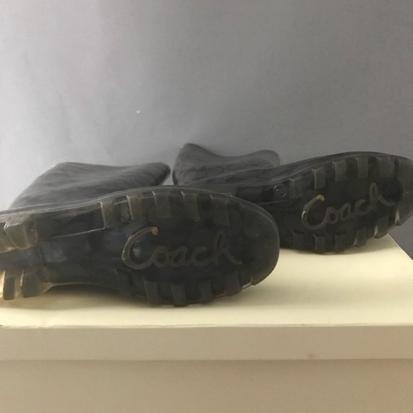 COACH SIGNATURE C RAIN BOOTS - Picture 3 of 5