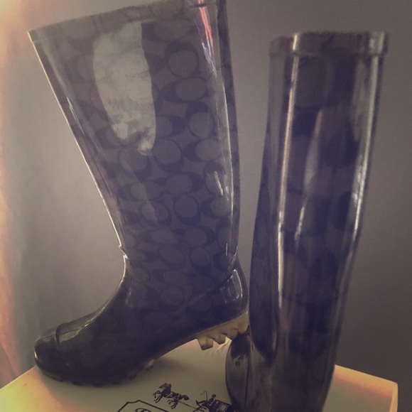COACH SIGNATURE C RAIN BOOTS - Picture 4 of 5