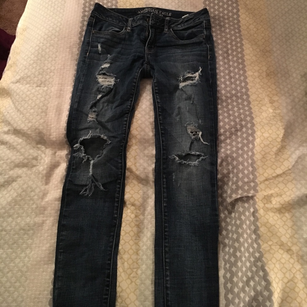 Ripped skinny jeans