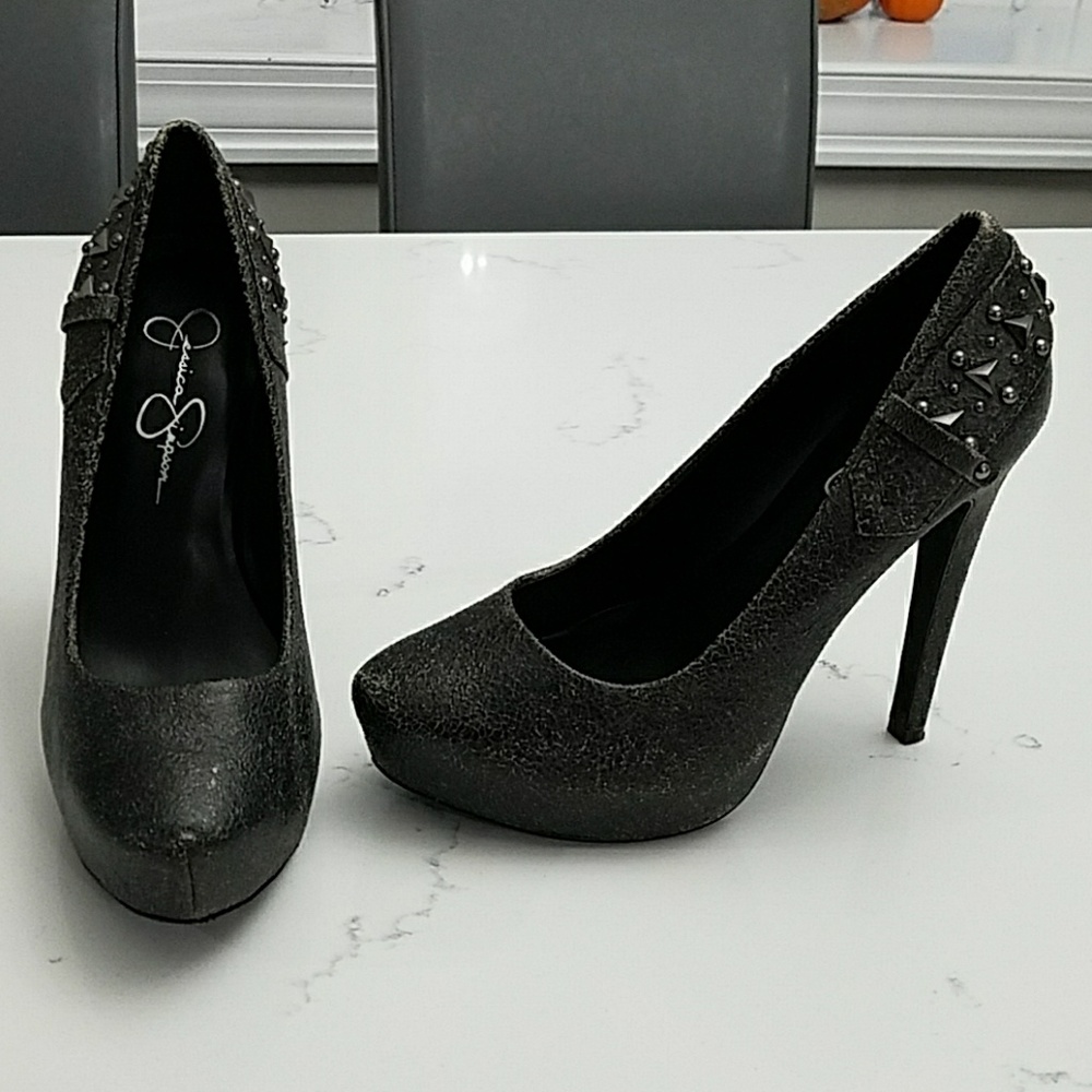 Jessica Simpson Metallic Pumps