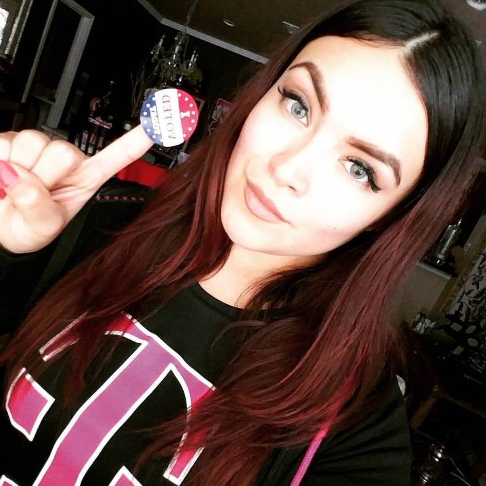 Meet your Posher, Amanda