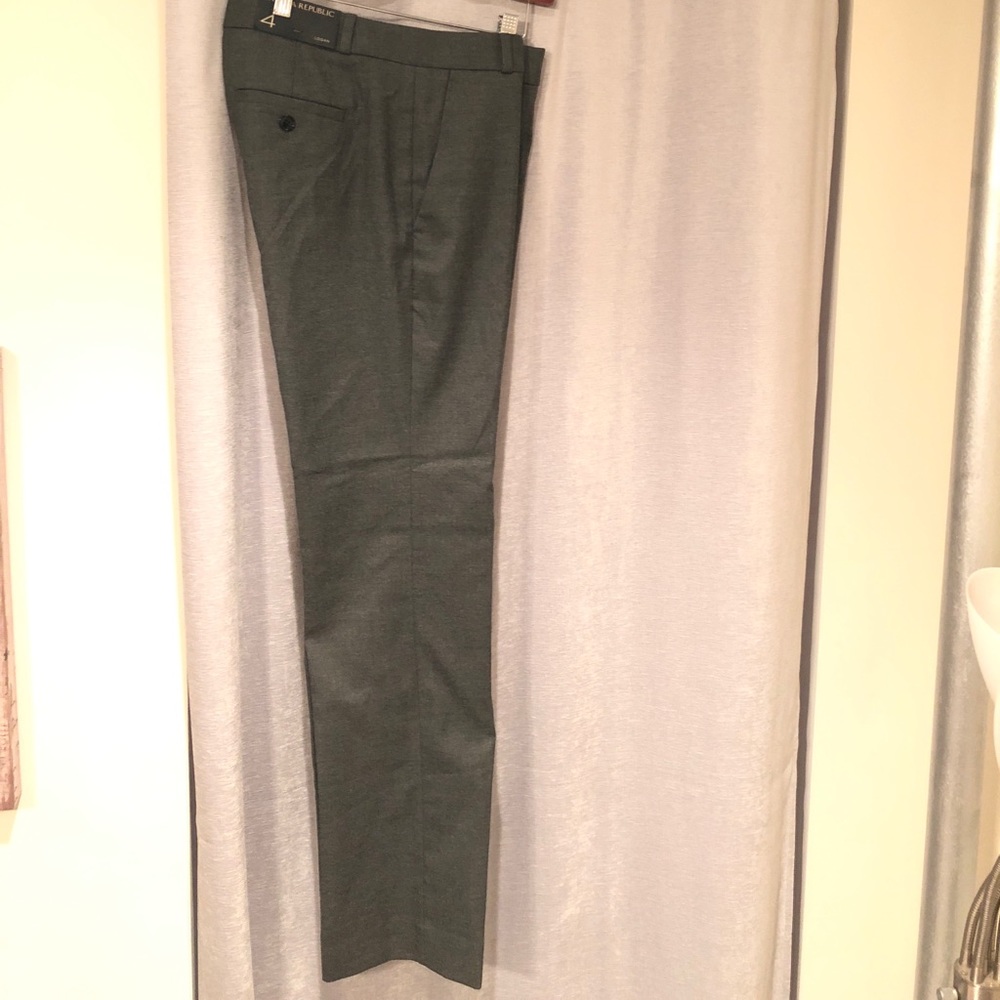 NWT Banana Republic Logan Trouser
