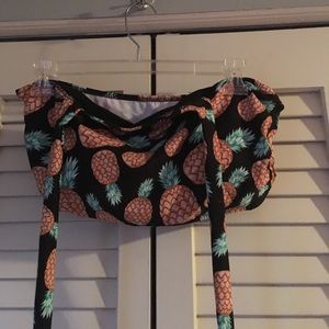 Cupshe Bathing suit top size XL.
