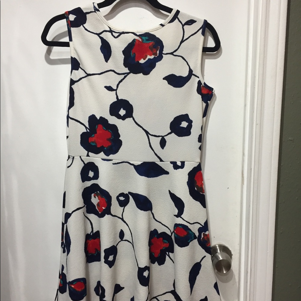 LAST CHANCE - DONATING! Floral Dress