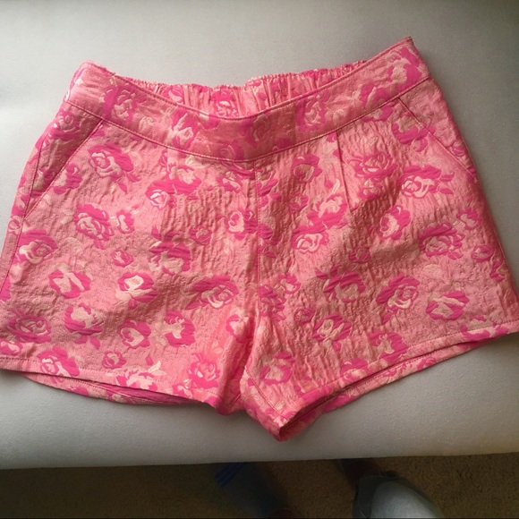 Floral Shorts - Picture 2 of 4