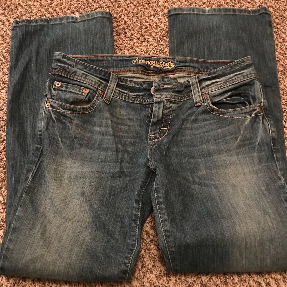 American Eagle artist 8s