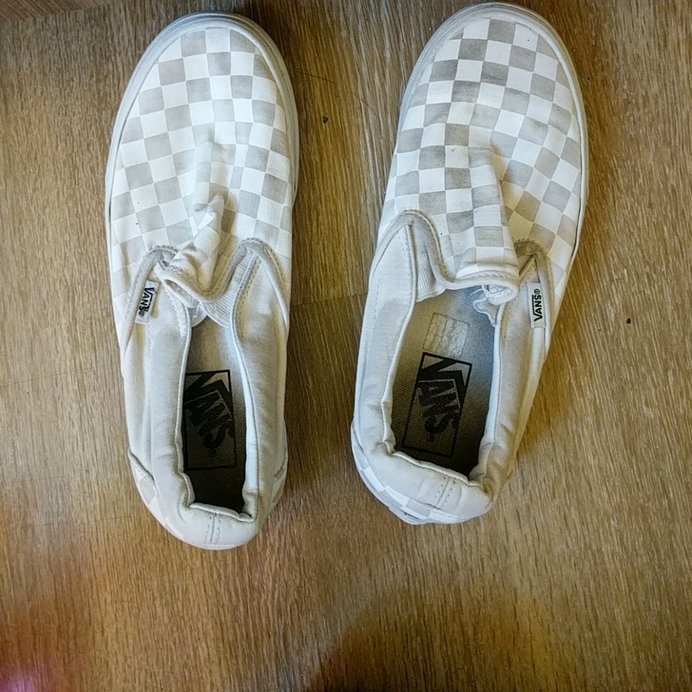Shoe