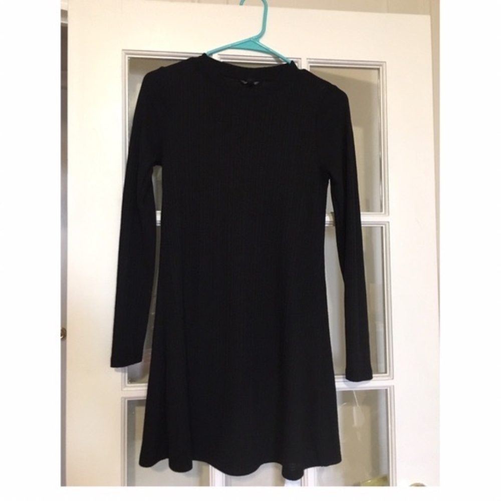 Topshop long sleeve black knit swing dress, size 6