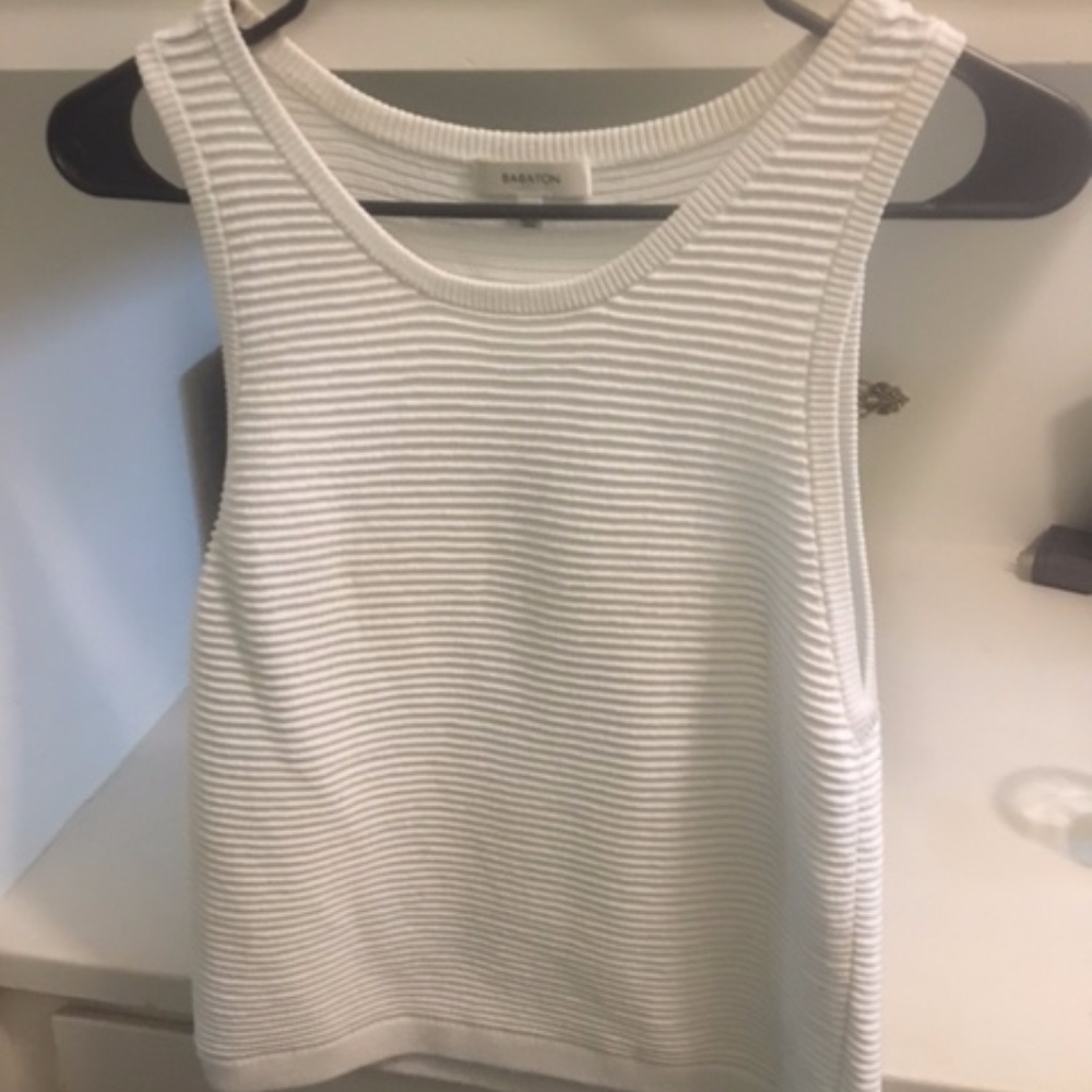 White knit Babaton top