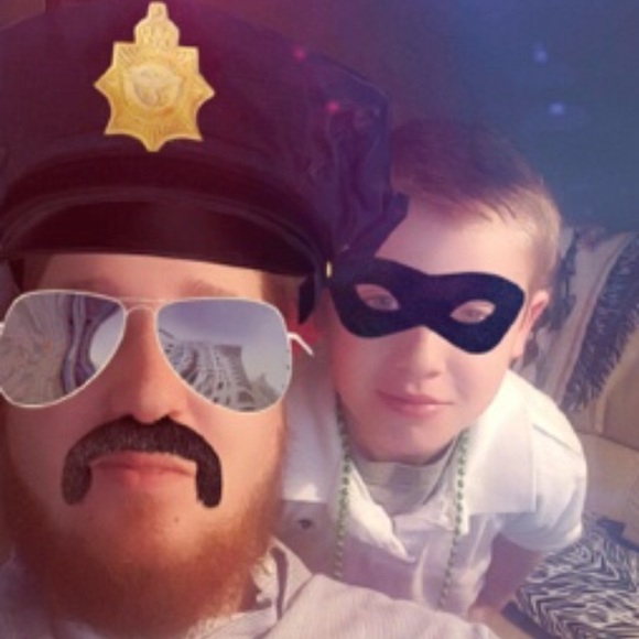 Meet your Posher, Bobby - Picture 1 of 1